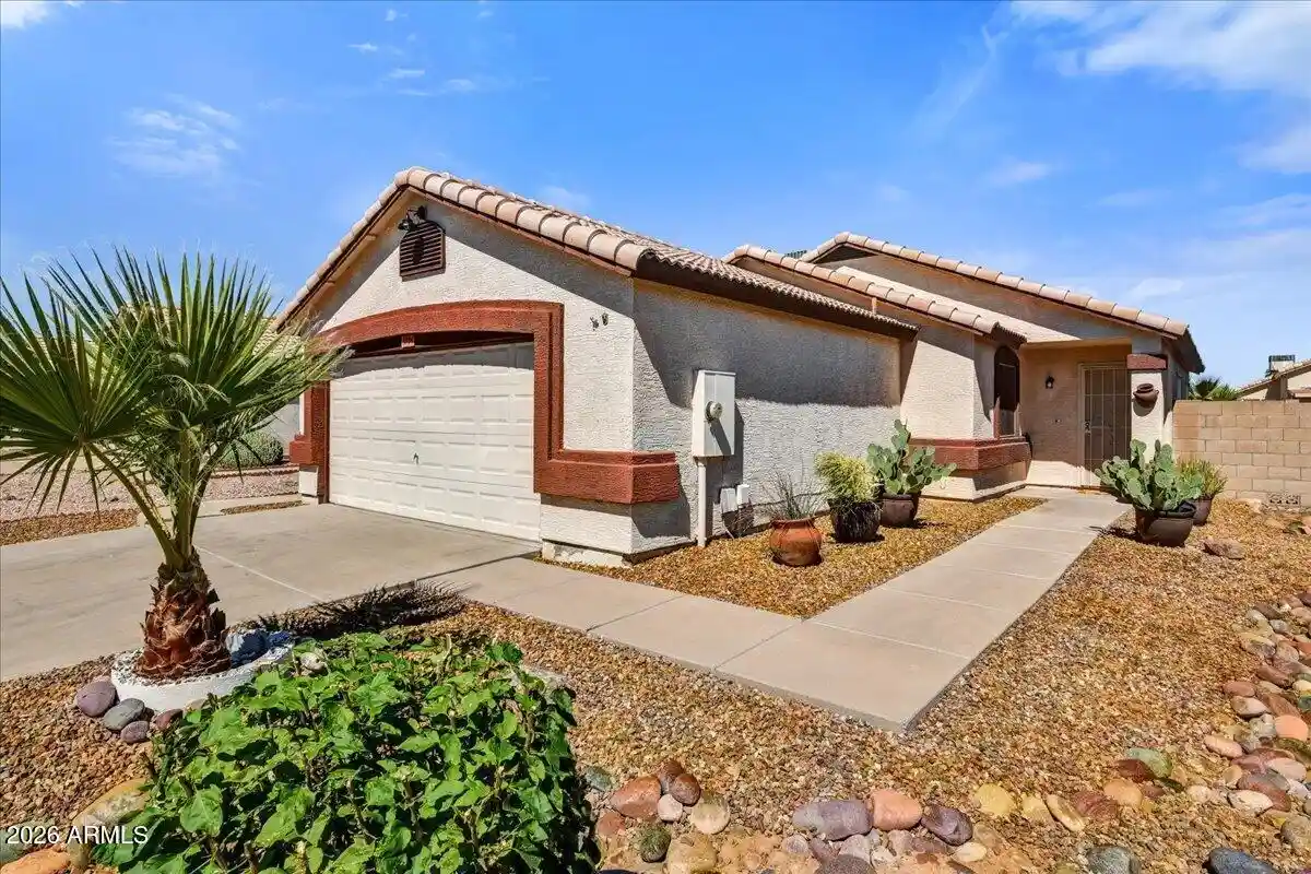 Photo 1 of Single family home for sale at 3226 W Abraham Ln, Phoenix, AZ 85027 | MLS# 7086210 | Listing updated on 2026-10-15