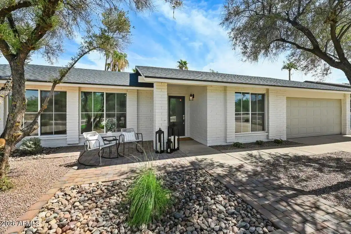 Photo 1 of Single family home for sale at 14047 N Hampstead Dr, Fountain Hills, AZ 85268 | MLS# 7083629 | Listing updated on 2026-10-29