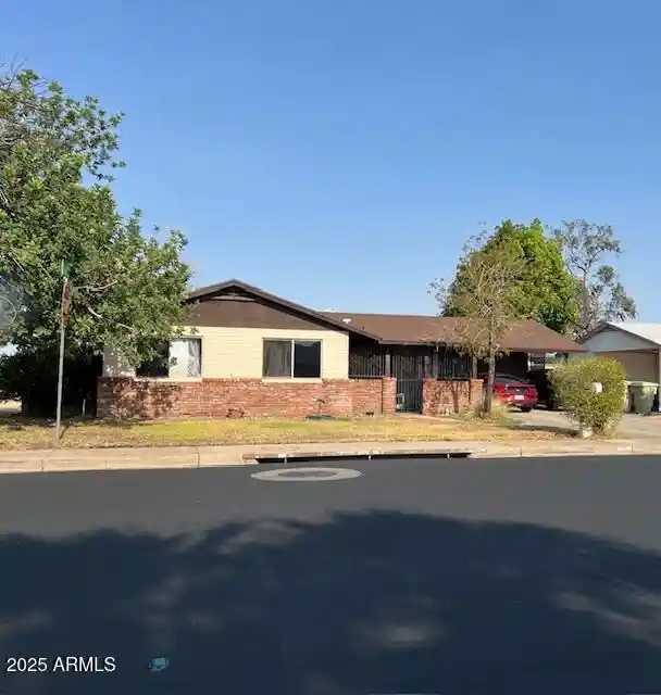 Photo 1 of Single family home for sale at 9004 N 53rd Avenue, Glendale, AZ 85302 | MLS# 7083726 | Listing updated on 2026-09-26