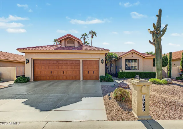 Photo 1 of Single family home for sale at 10829 E Silvertree Dr, Sun Lakes, AZ 85248 | MLS# 7091796 | Listing updated on 2026-10-29