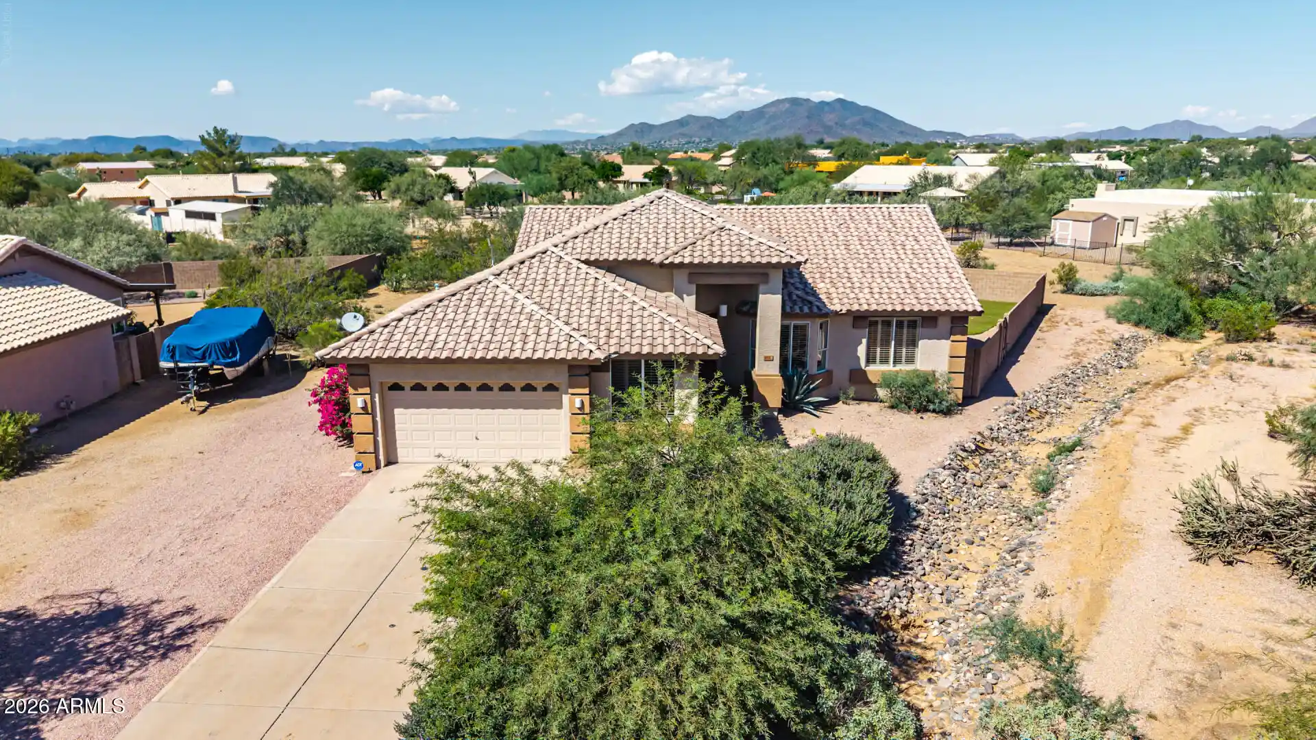 Photo 1 of Single family home for sale at 402 E Blue Eagle Ln, Phoenix, AZ 85086 | MLS# 7091142 | Listing updated on 2026-10-24