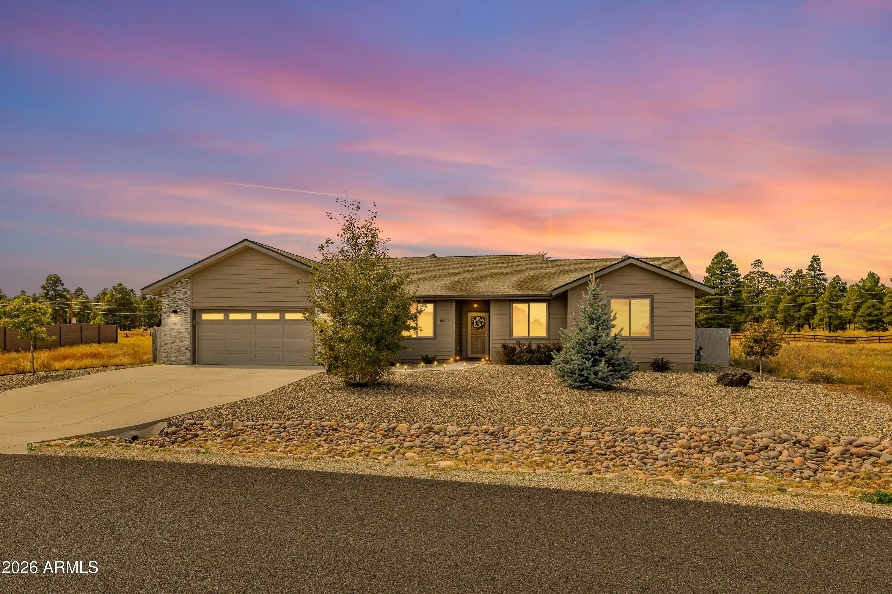 Photo 1 of Single family home for sale at 10226 Lundin Rd, Flagstaff, AZ 86004 | MLS# 7092440 | Listing updated on 2026-10-13