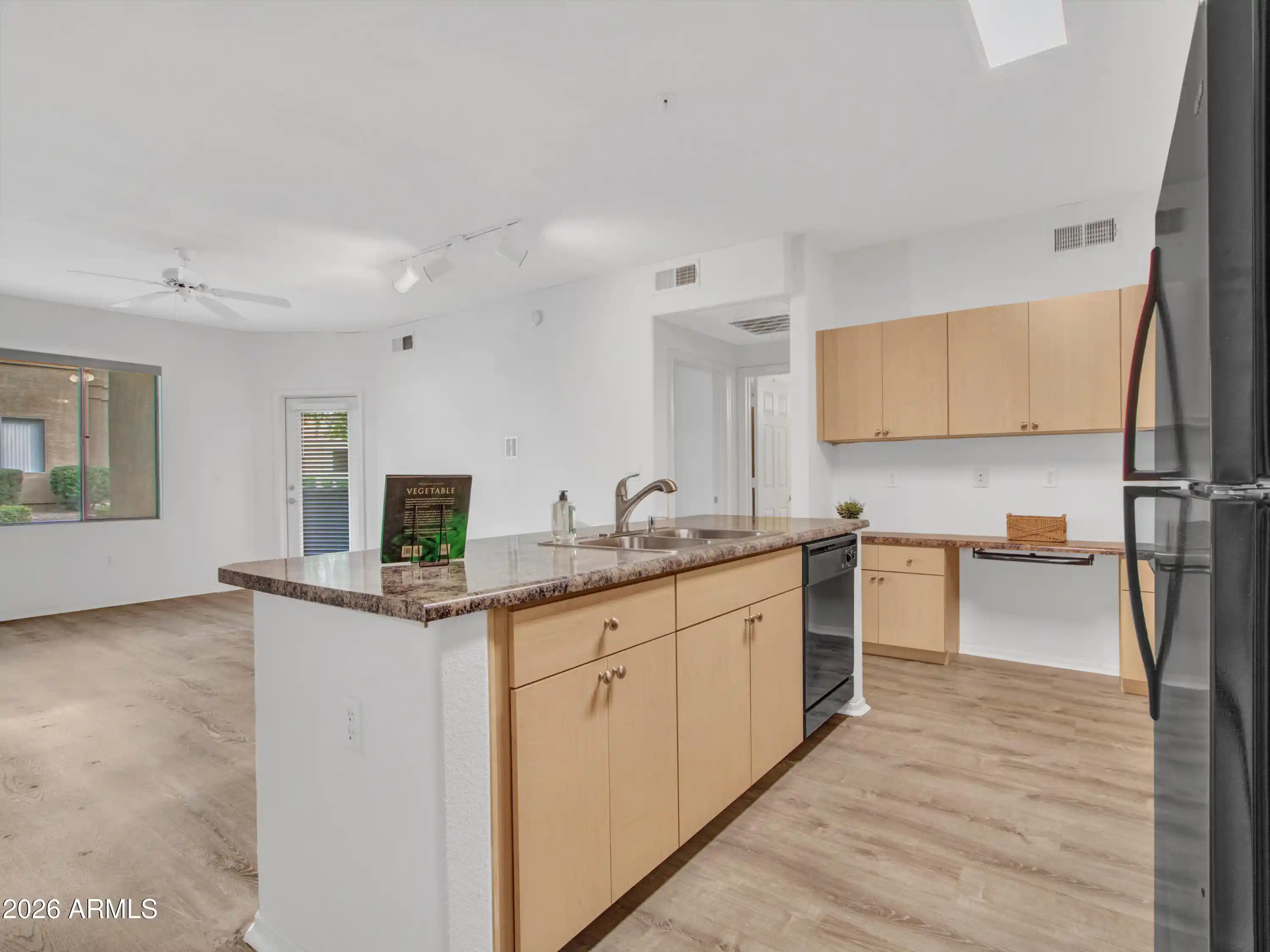 Condo for sale at 18416 N Cave Crk Rd #1075, Phoenix, AZ 85032 | MLS# 7087474