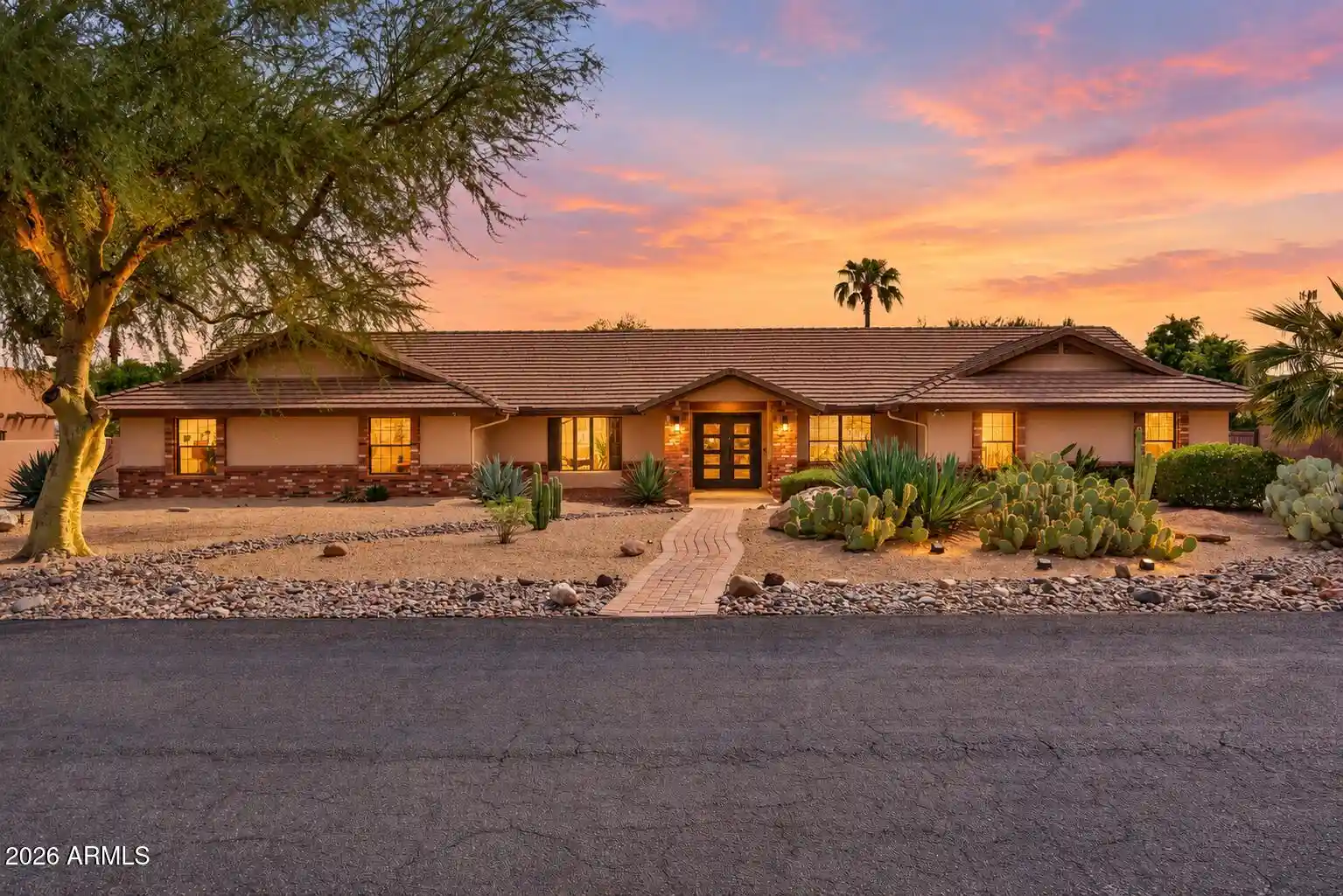 Photo 1 of Single family home for sale at 5003 W Fallen Leaf Ln, Glendale, AZ 85310 | MLS# 7091681 | Listing updated on 2026-10-29