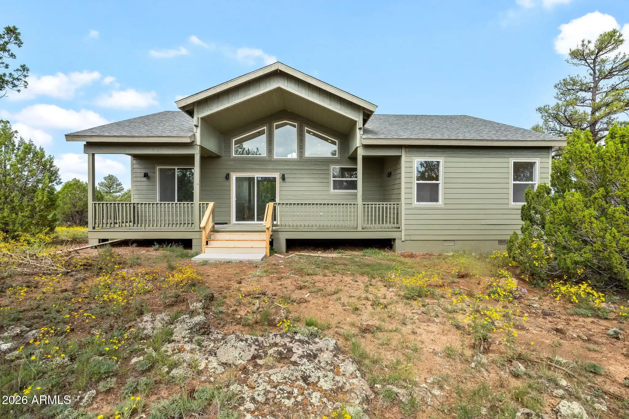 Photo 1 of Single family home for sale at 821 S Ridgeline Dr, Show Low, AZ 85901 | MLS# 7085905 | Listing updated on 2026-10-18