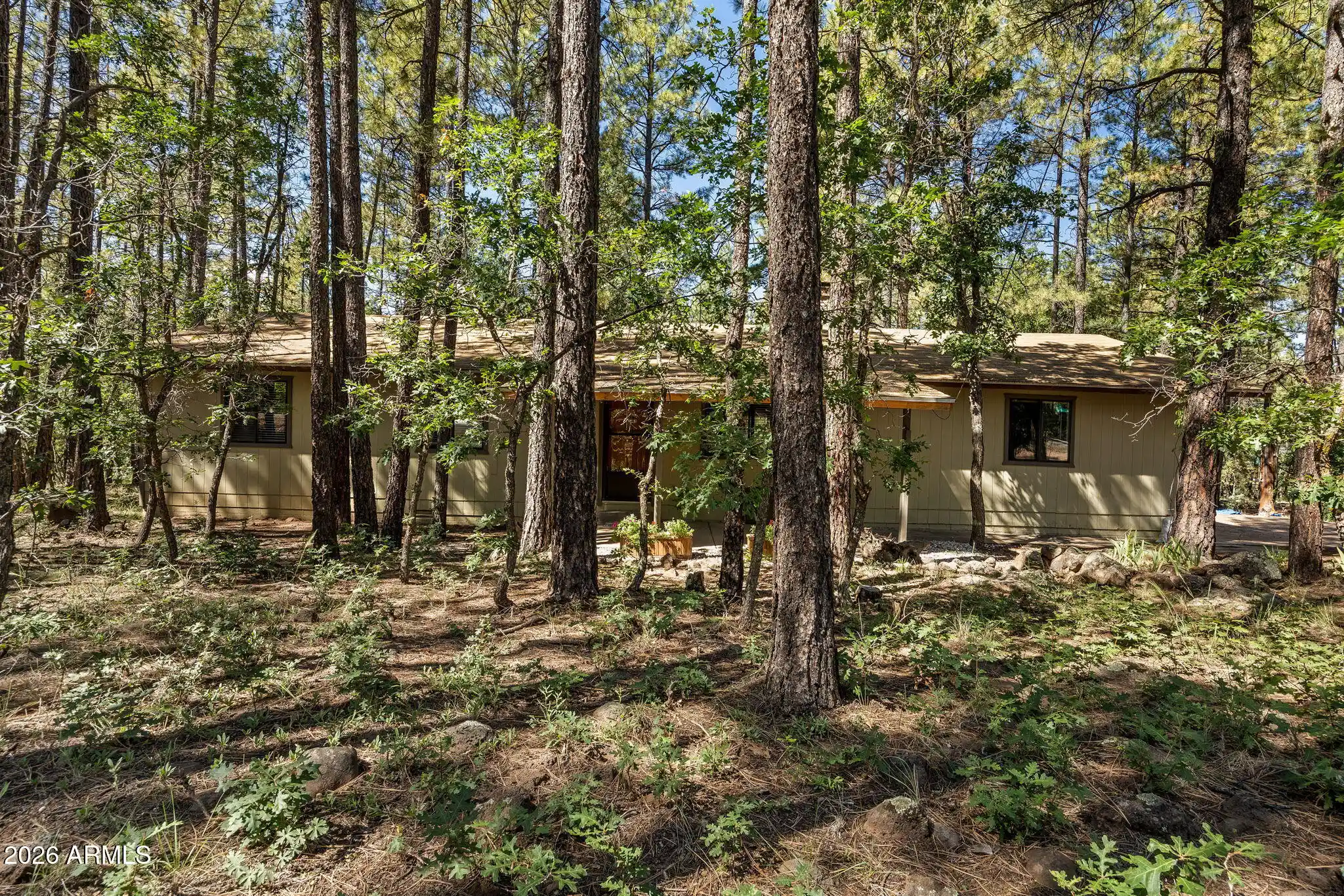 Photo 1 of Single family home for sale at 1438 Hill Dr, Pinetop, AZ 85935 | MLS# 7086975 | Listing updated on 2026-10-17