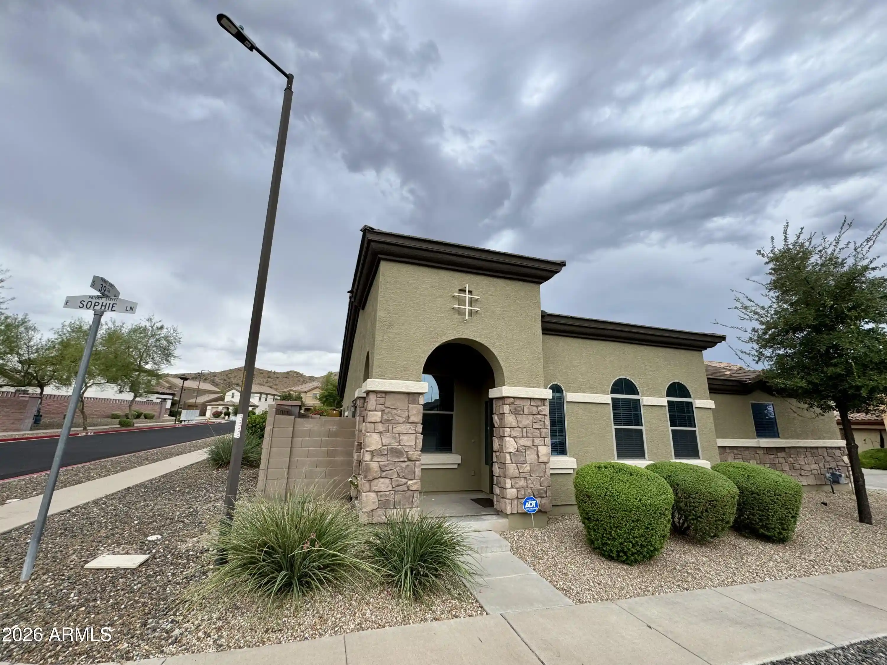 Photo 1 of Single family home for sale at 3921 E Sophie Ln, Phoenix, AZ 85042 | MLS# 7086035 | Listing updated on 2026-10-07