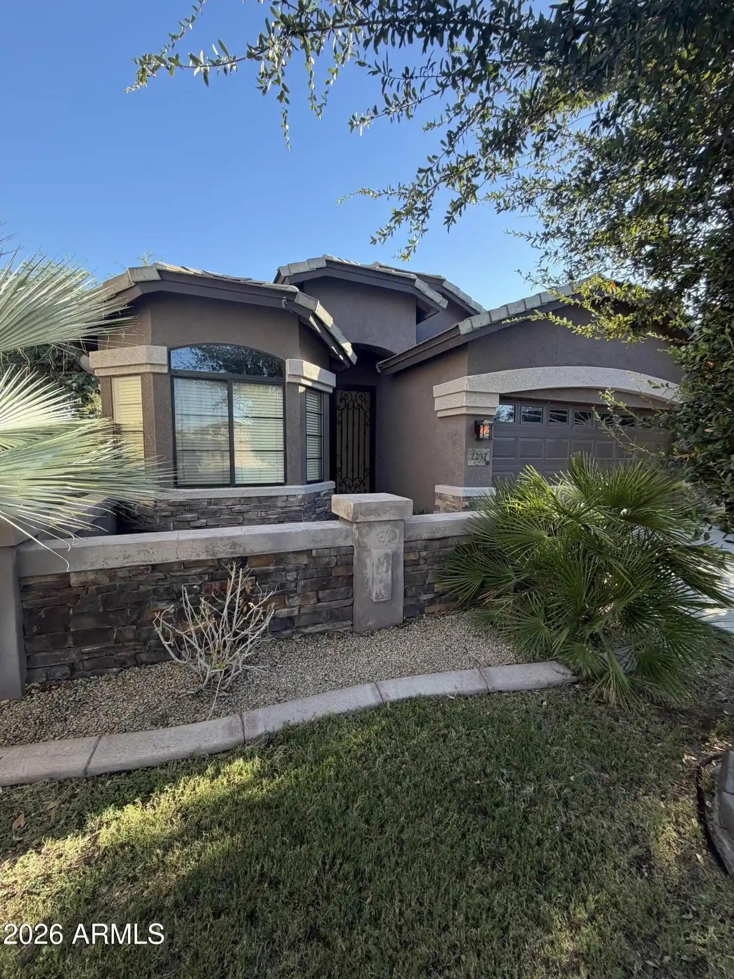 Photo 1 of Sale Pending at 2237 W Carolina Dr, Phoenix, AZ 85023 | MLS# 7086147 | Listing updated on 2026-10-29