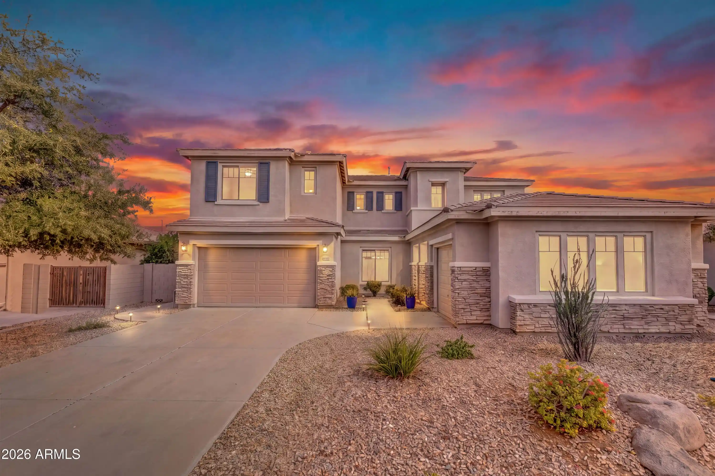 Photo 1 of Single family home for sale at 4307 S Summit St, Gilbert, AZ 85297 | MLS# 7093581 | Listing updated on 2026-10-26
