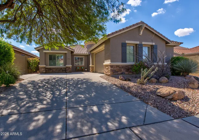 Photo 1 of Single family home for sale at 2553 W Coyote Crk Dr, Phoenix, AZ 85086 | MLS# 7087696 | Listing updated on 2026-10-29