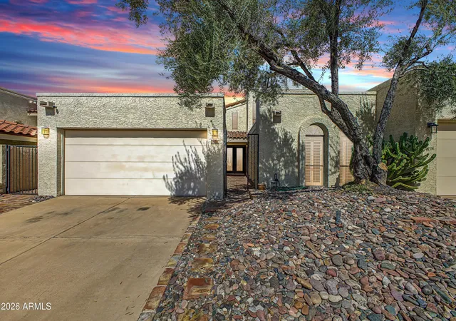 Photo 1 of Single family home for sale at 1930 E Linger Ln, Phoenix, AZ 85020 | MLS# 7086524 | Listing updated on 2026-10-29