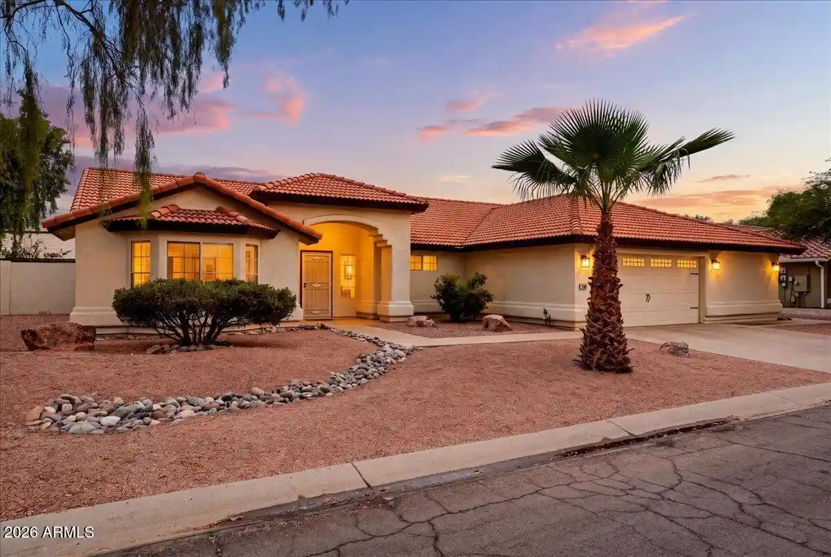 Photo 1 of Single family home for sale at 1230 E Clearview Dr, Casa Grande, AZ 85122 | MLS# 7087555 | Listing updated on 2026-10-02