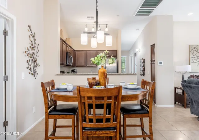 Listing Photo 1 - Condo for sale in building located at 2725 E Mine Creek Rd, Phoenix, AZ 85024 - Unit #2192