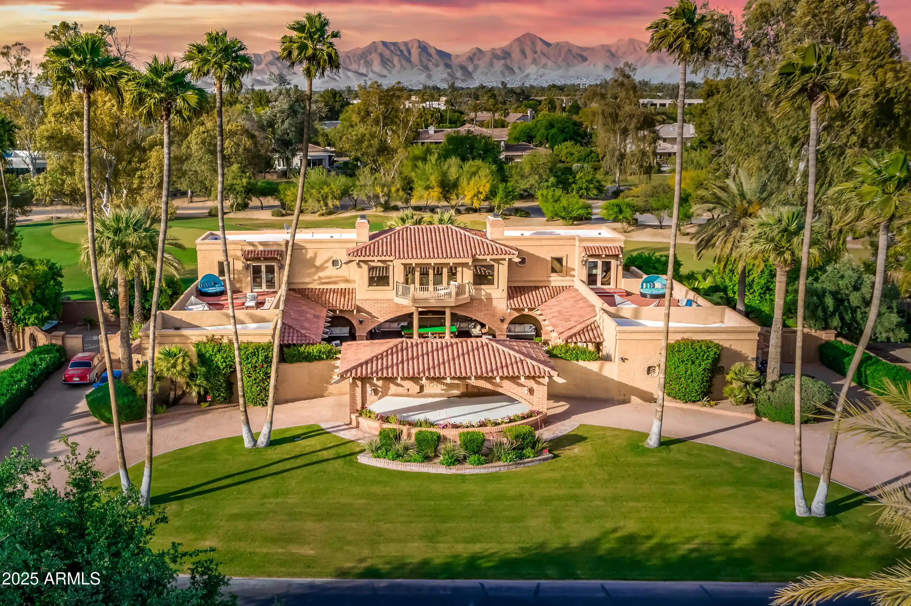 Single family home for sale at 7154 E Oakmont Dr, Paradise Valley, AZ 85253 | MLS# 7088025
