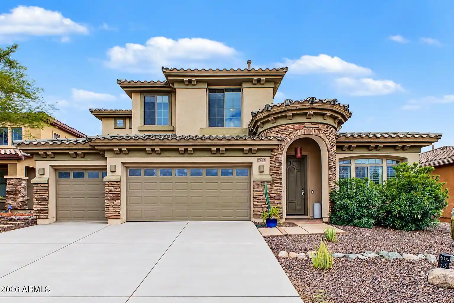 Photo 1 of Single family home for sale at 2423 W Mineral Rd, Phoenix, AZ 85041 | MLS# 7091185 | Listing updated on 2026-10-18