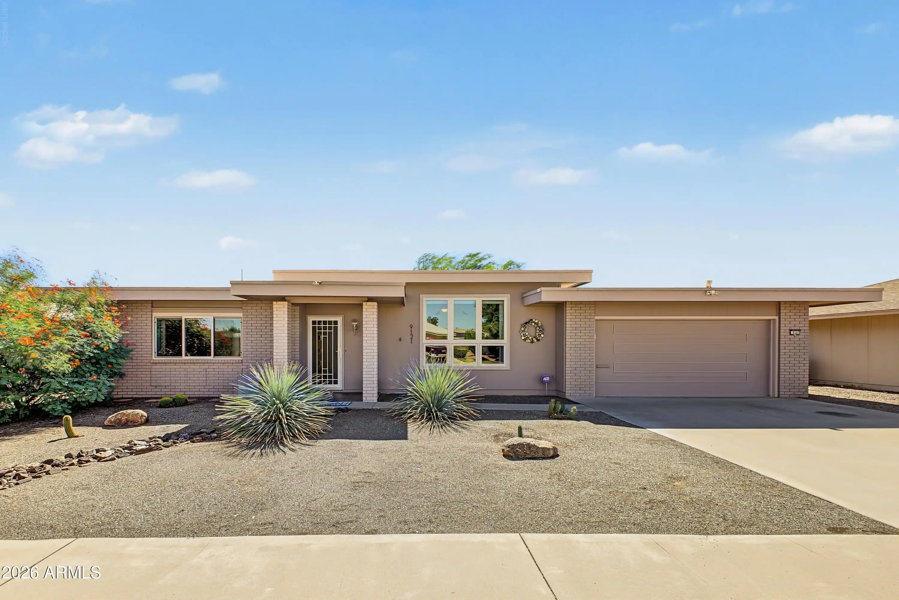 Photo 1 of Single family home for sale at 9121 W Long Hills Dr, Sun City, AZ 85351 | MLS# 7089229 | Listing updated on 2026-10-29