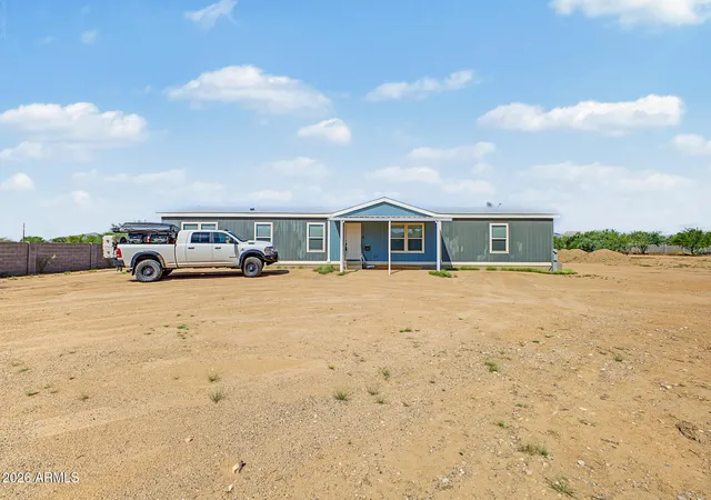 Manufactured home for sale at 3062 W Smoketree St, Apache Junction, AZ 85120 | MLS# 7088980