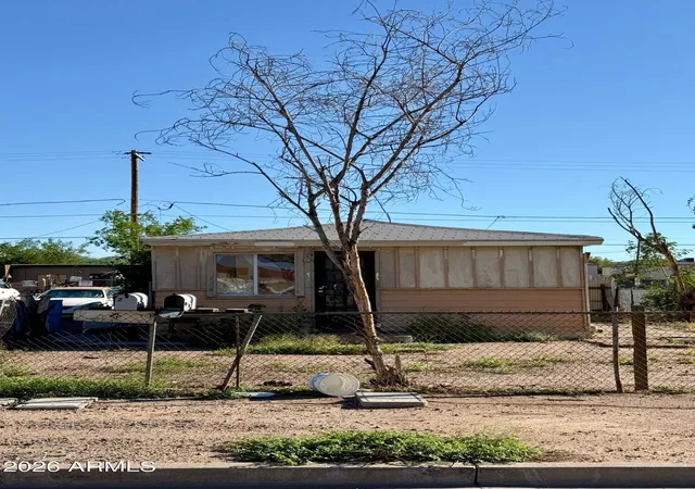 Photo 1 of Sale Pending at 1017 E Pima St, Phoenix, AZ 85034 | MLS# 7089029 | Listing updated on 2026-10-28