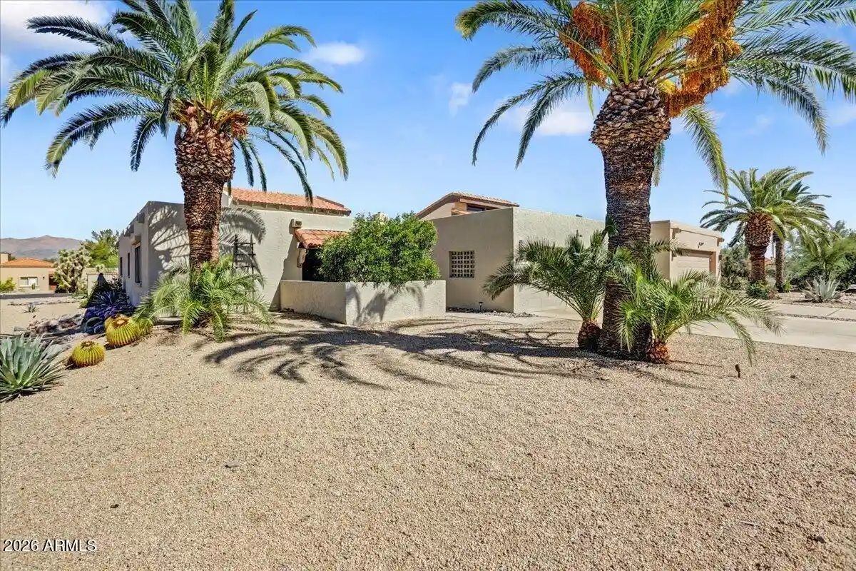 Photo 1 of Single family home for sale at 26251 N El Prado, Rio Verde, AZ 85263 | MLS# 7095725 | Listing updated on 2026-10-25
