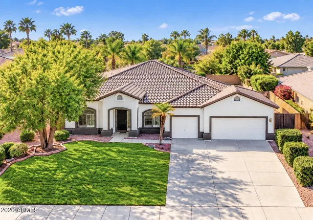 Single family home for sale at 89 E Elgin St, Gilbert, AZ 85295 | MLS# 7088538