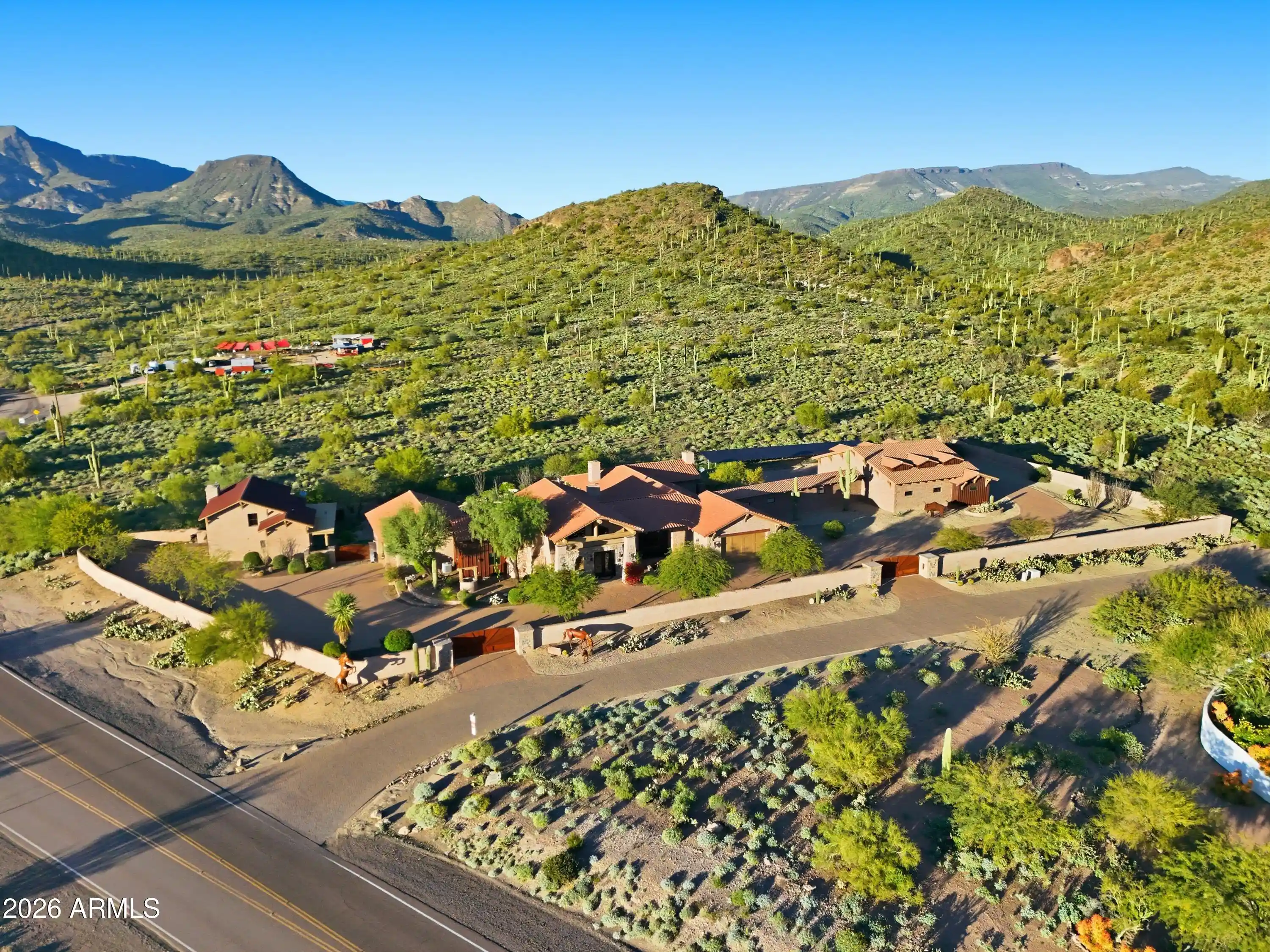 Photo 1 of Single family home for sale at 42531 N Spur Cross Rd, Cave Creek, AZ 85331 | MLS# 7088370 | Listing updated on 2026-10-06