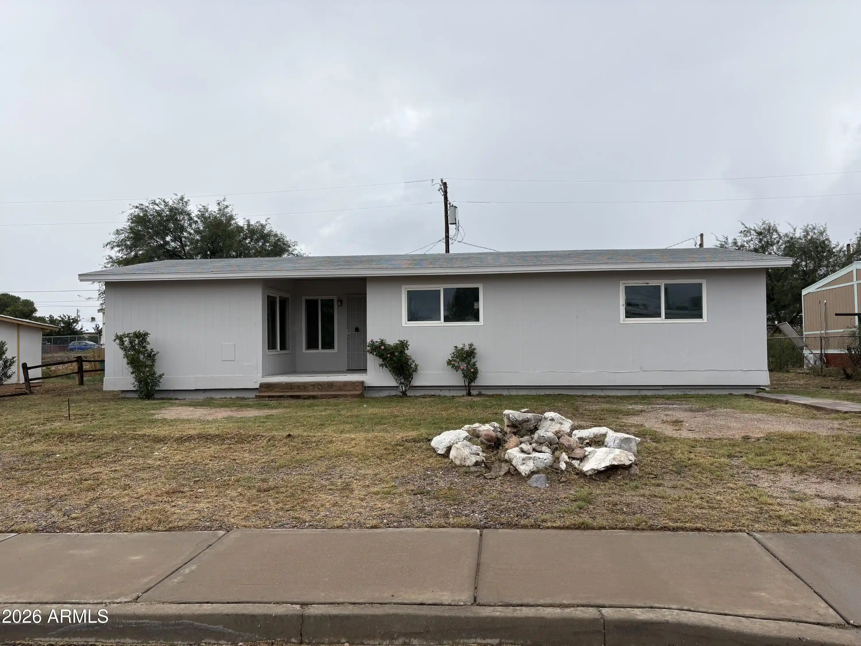 Photo 1 of Manufactured home for sale at 674 E Lesli Dr, Benson, AZ 85602 | MLS# 7088666 | Listing updated on 2026-10-28