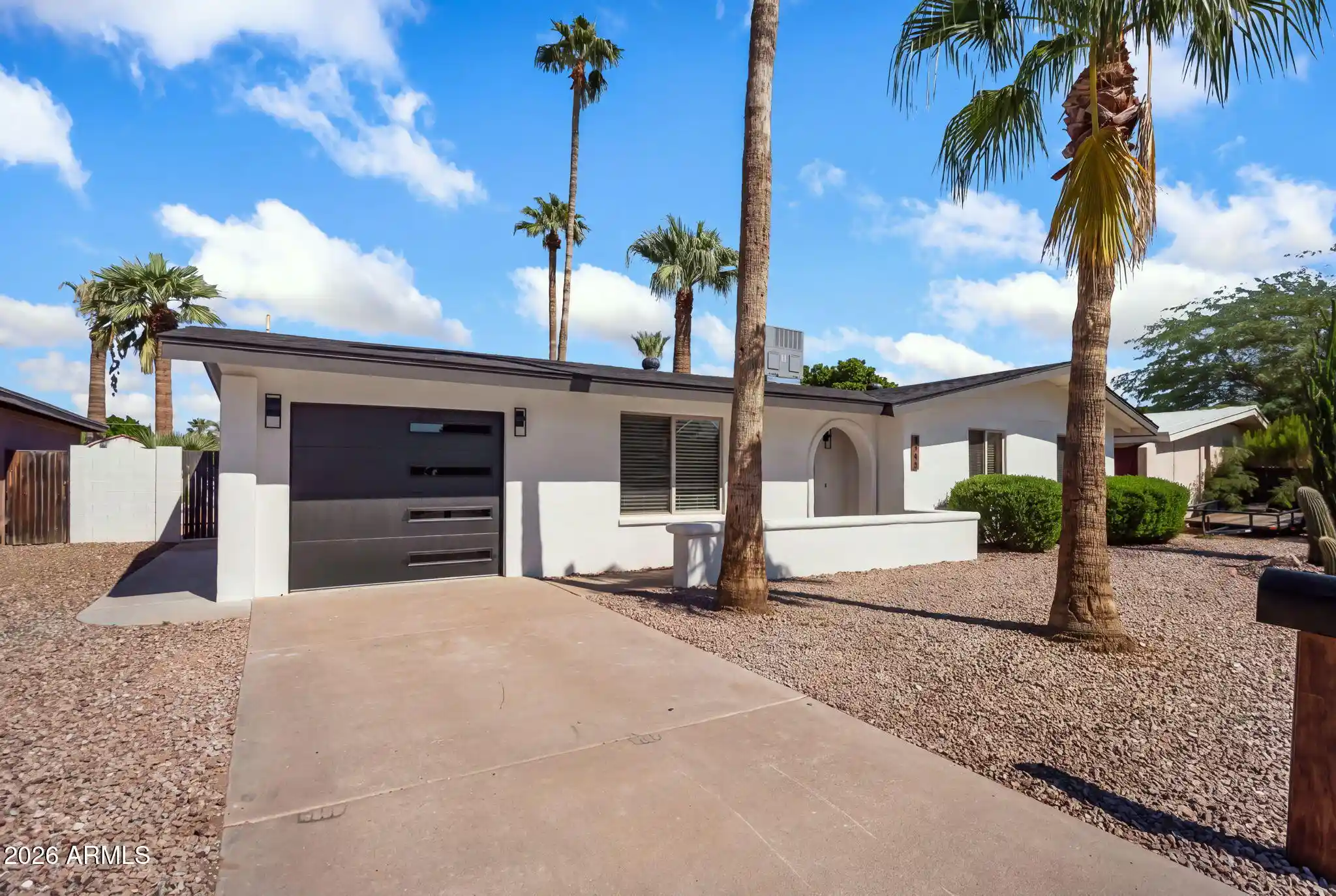 Photo 1 of Sale Pending at 4150 E Cannon Dr, Phoenix, AZ 85028 | MLS# 7088789 | Listing updated on 2026-10-14