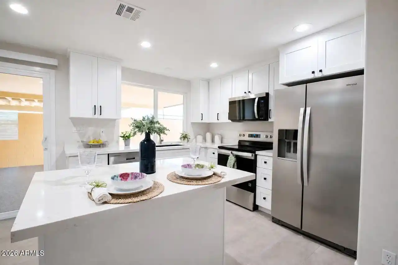 Townhouse for sale at 552 N Hobson Plz, Mesa, AZ 85203 | MLS# 7089556