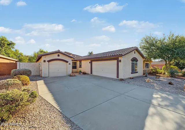 Single family home for sale at 2521 W Darrel Rd, Phoenix, AZ 85041 | MLS# 7089617