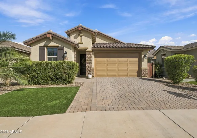 Single family home for sale at 19019 N Cook Dr, Maricopa, AZ 85138 | MLS# 7093561