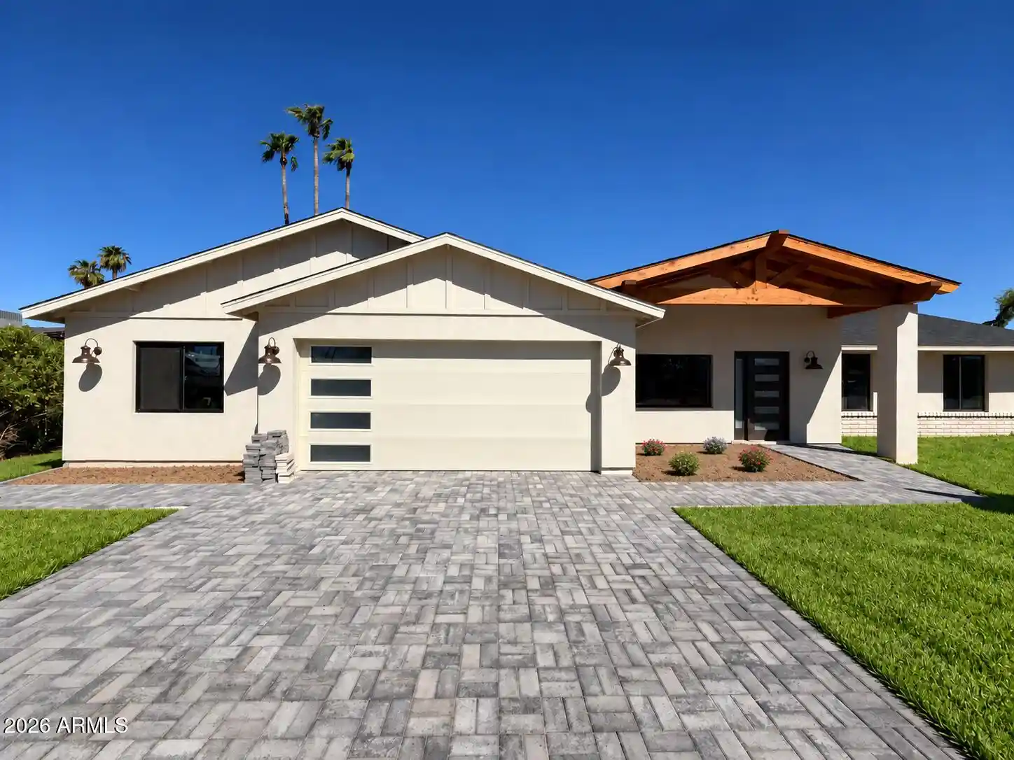 Photo 1 of Single family home for sale at 5220 E Winchcomb Dr, Scottsdale, AZ 85254 | MLS# 7089729 | Listing updated on 2026-10-27
