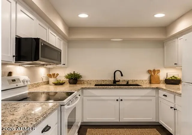 Photo 4 of Townhouse for sale at 6040 N 15th Street #46, Phoenix, AZ 85014 | MLS# 7100214 | Listing updated on 2026-10-30