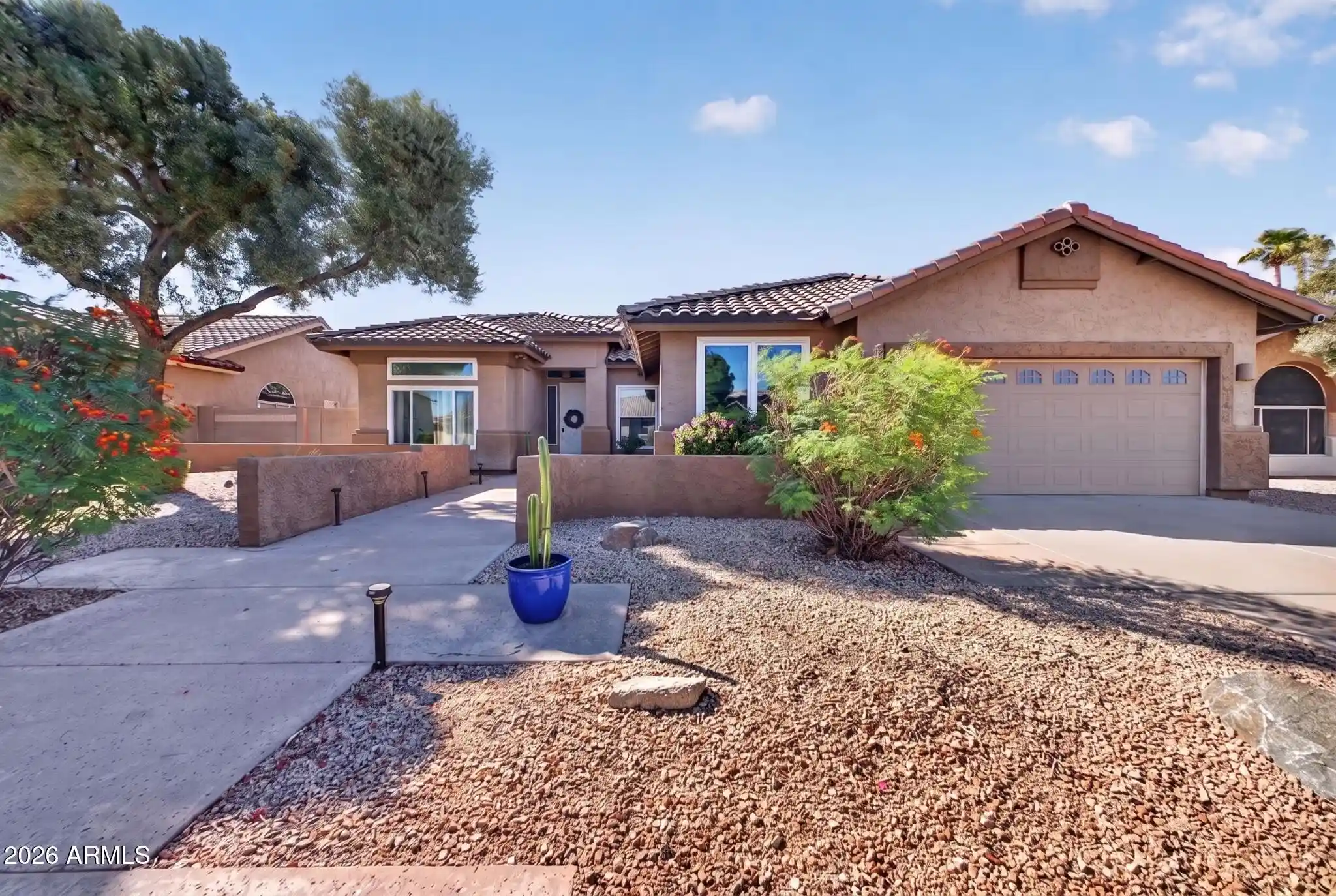 Photo 1 of Sale Pending at 297 W Oxford Ln, Gilbert, AZ 85233 | MLS# 7090059 | Listing updated on 2026-10-21