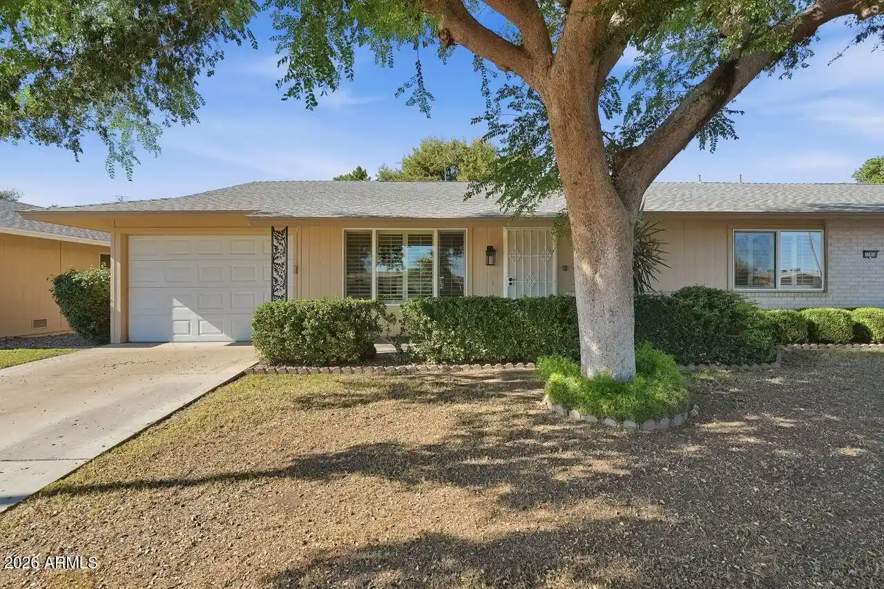 Townhouse for sale at 17810 N Del Webb Blvd, Sun City, AZ 85373 | MLS# 7096491