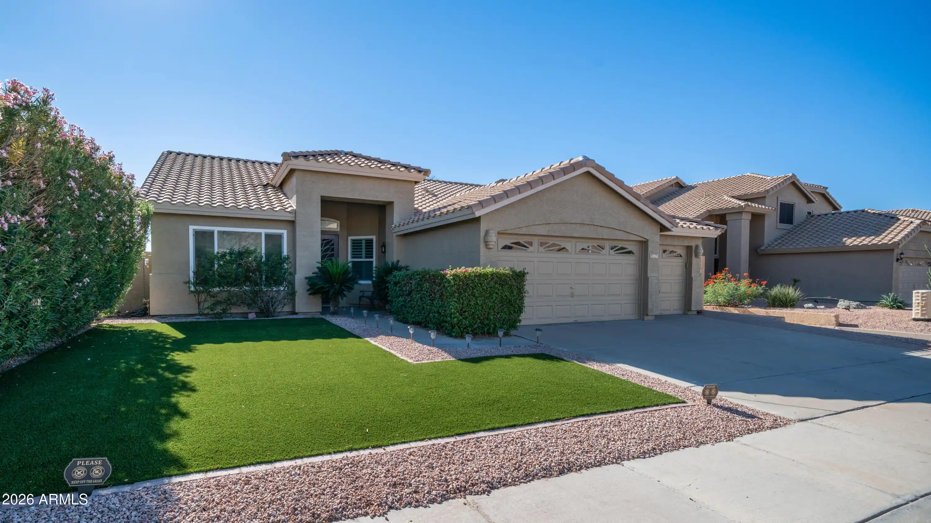 Photo 1 of Single family home for sale at 537 W Mountain Vista Dr, Phoenix, AZ 85045 | MLS# 7092800 | Listing updated on 2026-10-13