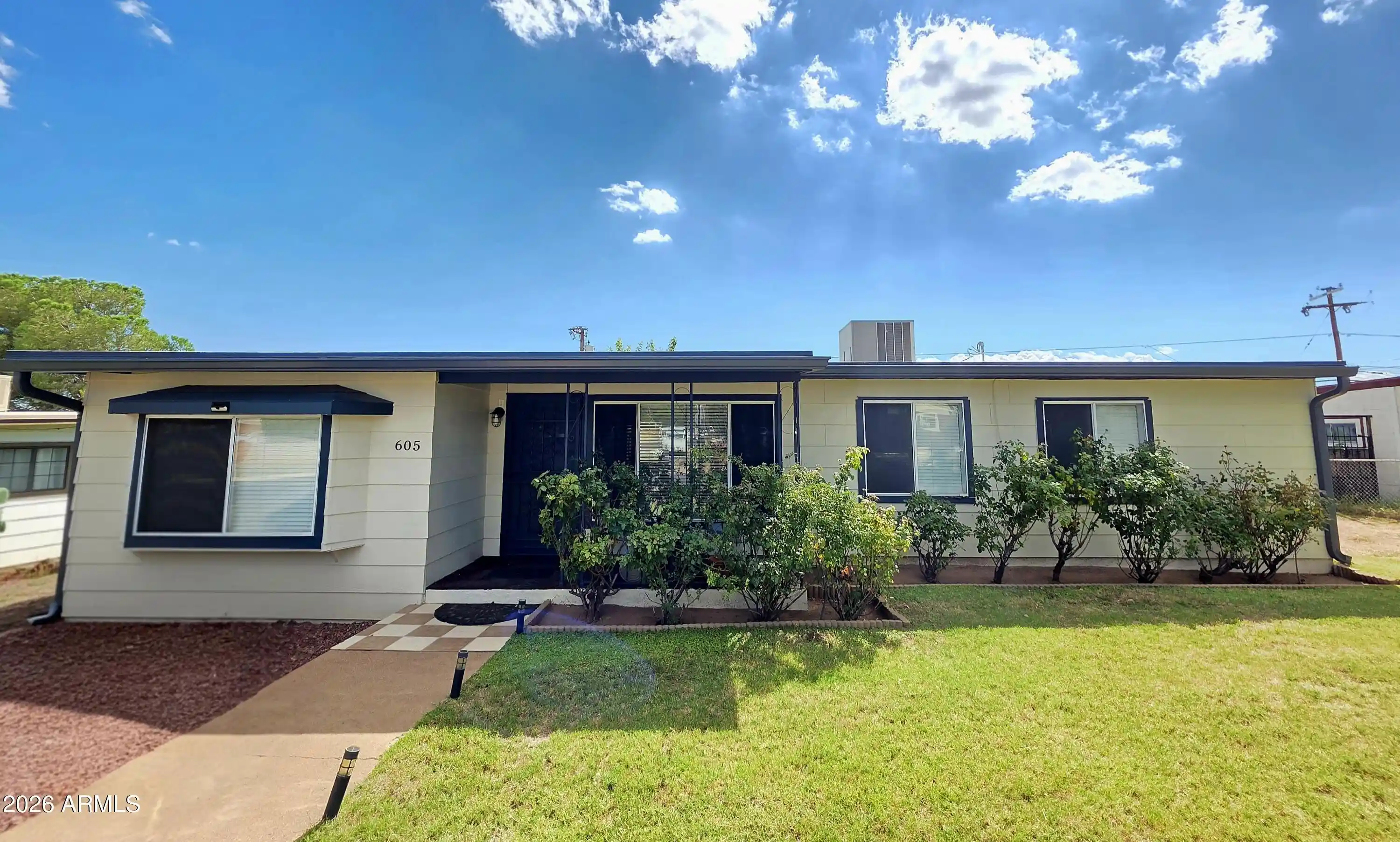 Photo 1 of Single family home for sale at 605 Santa Cruz Dr, Bisbee, AZ 85603 | MLS# 7090966 | Listing updated on 2026-10-12