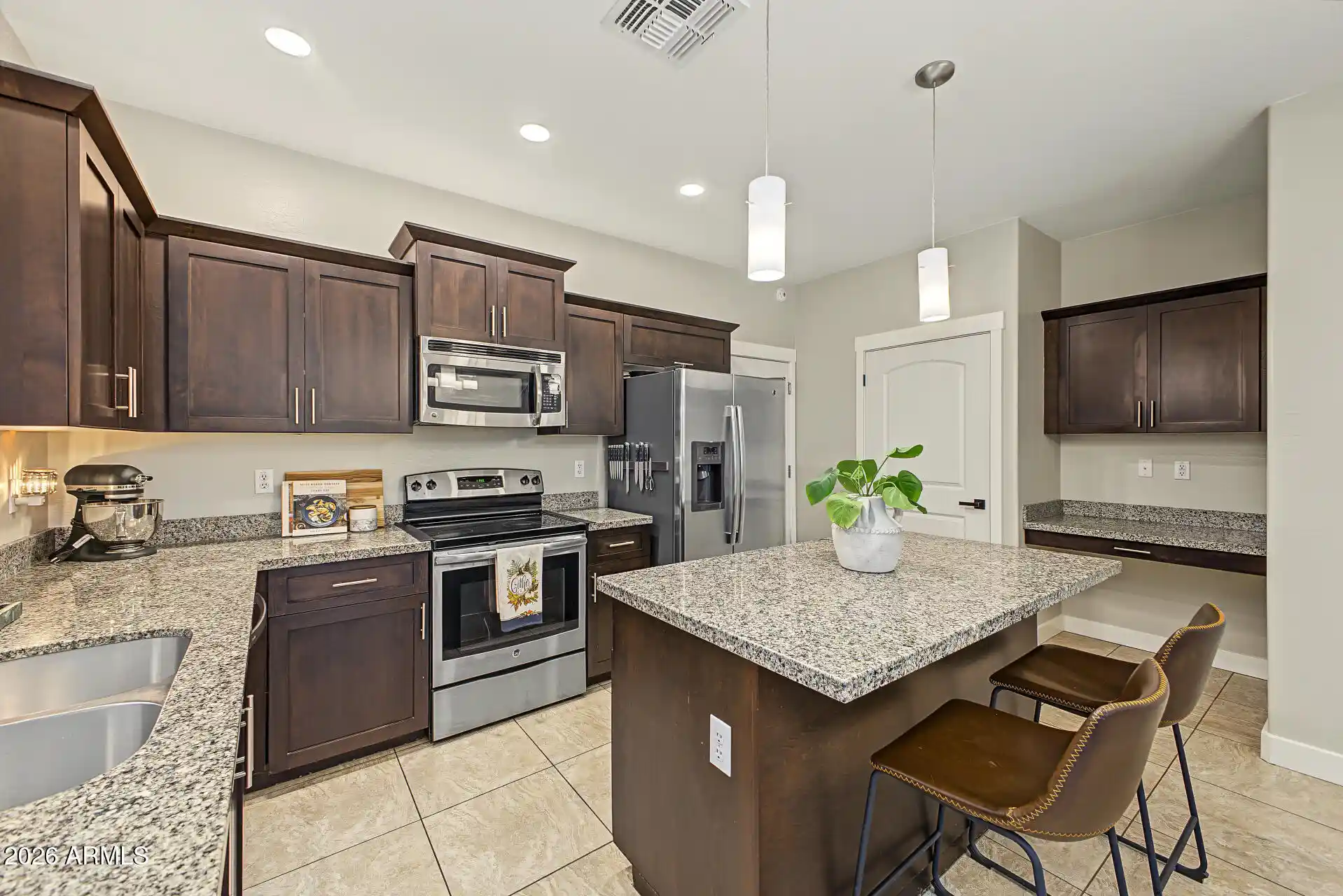 Photo 1 of Single family home for sale at 2040 E Heartwood Ln, Phoenix, AZ 85022 | MLS# 7091394 | Listing updated on 2026-10-15