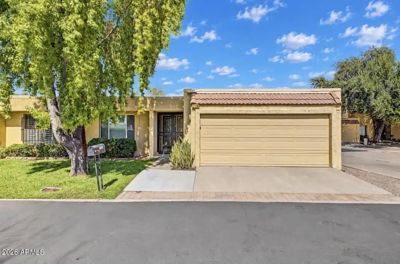Photo 1 of Townhouse for sale at 2116 W Claremont St, Phoenix, AZ 85015 | MLS# 7090500 | Listing updated on 2026-10-11