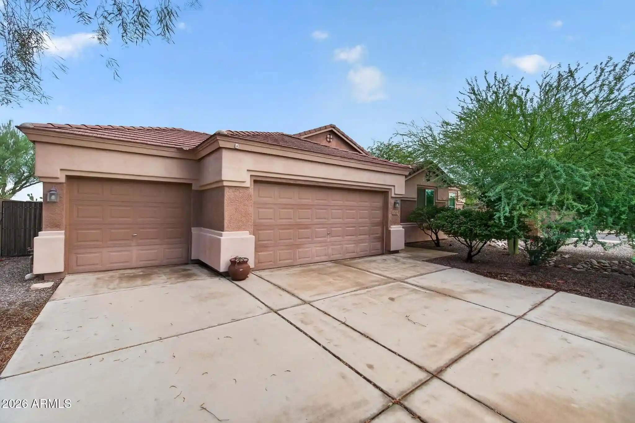 Townhouse for sale at 1518 E Fontana Dr, Casa Grande, AZ 85122 | MLS# 7094262