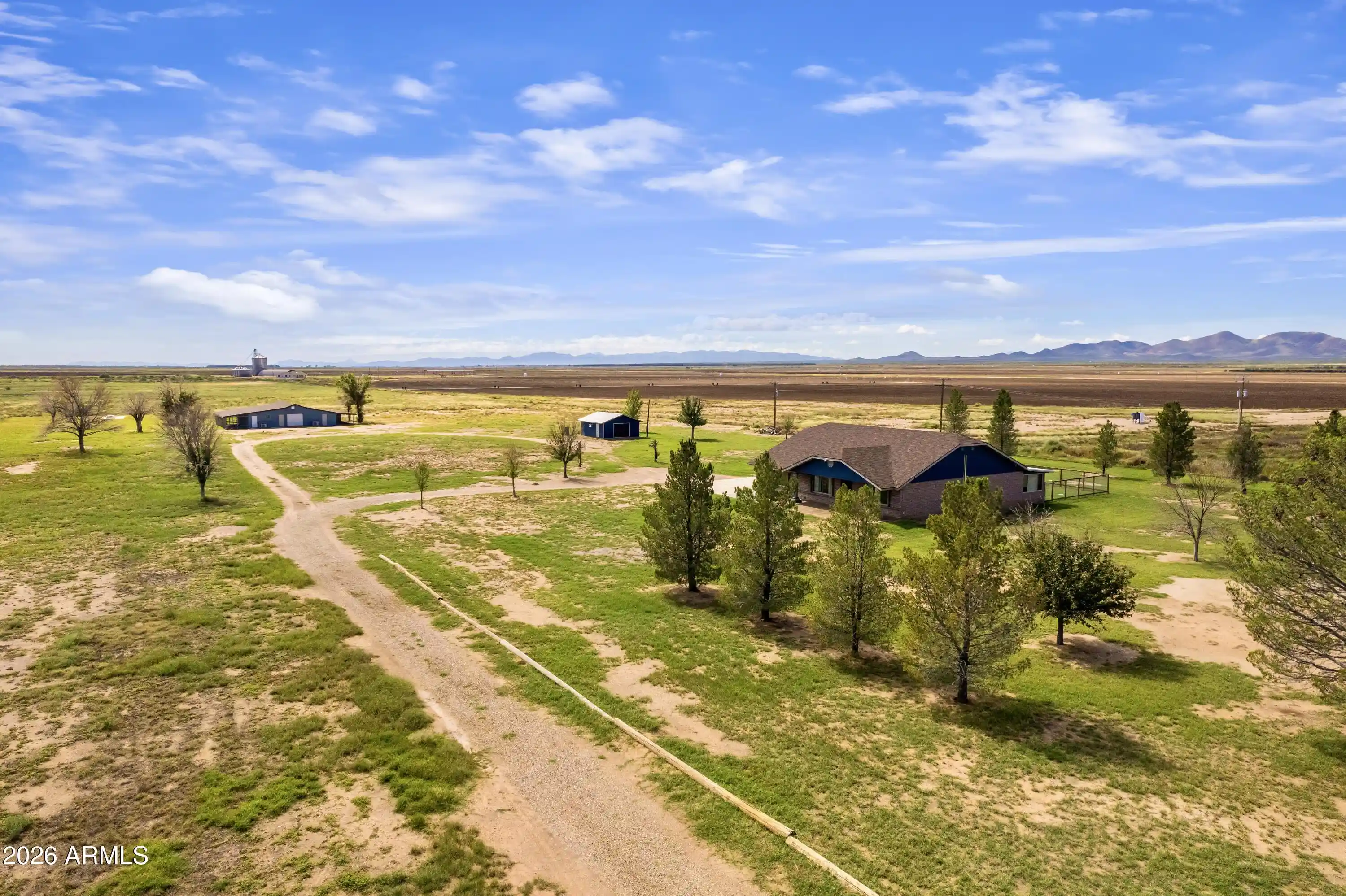 Photo 1 of Single family home for sale at 4333 W Dillman Rd, Elfrida, AZ 85610 | MLS# 7092099 | Listing updated on 2026-10-16