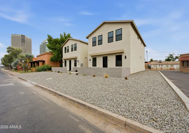 Photo 1 of Townhouse for sale at 170 E Monterey Way, Phoenix, AZ 85012 | MLS# 7098144 | Listing updated on 2026-10-27