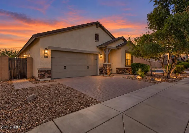 Single family home for sale at 2917 W Laredo Ln, Phoenix, AZ 85085 | MLS# 7094873 | Listing updated on 2026-10-29