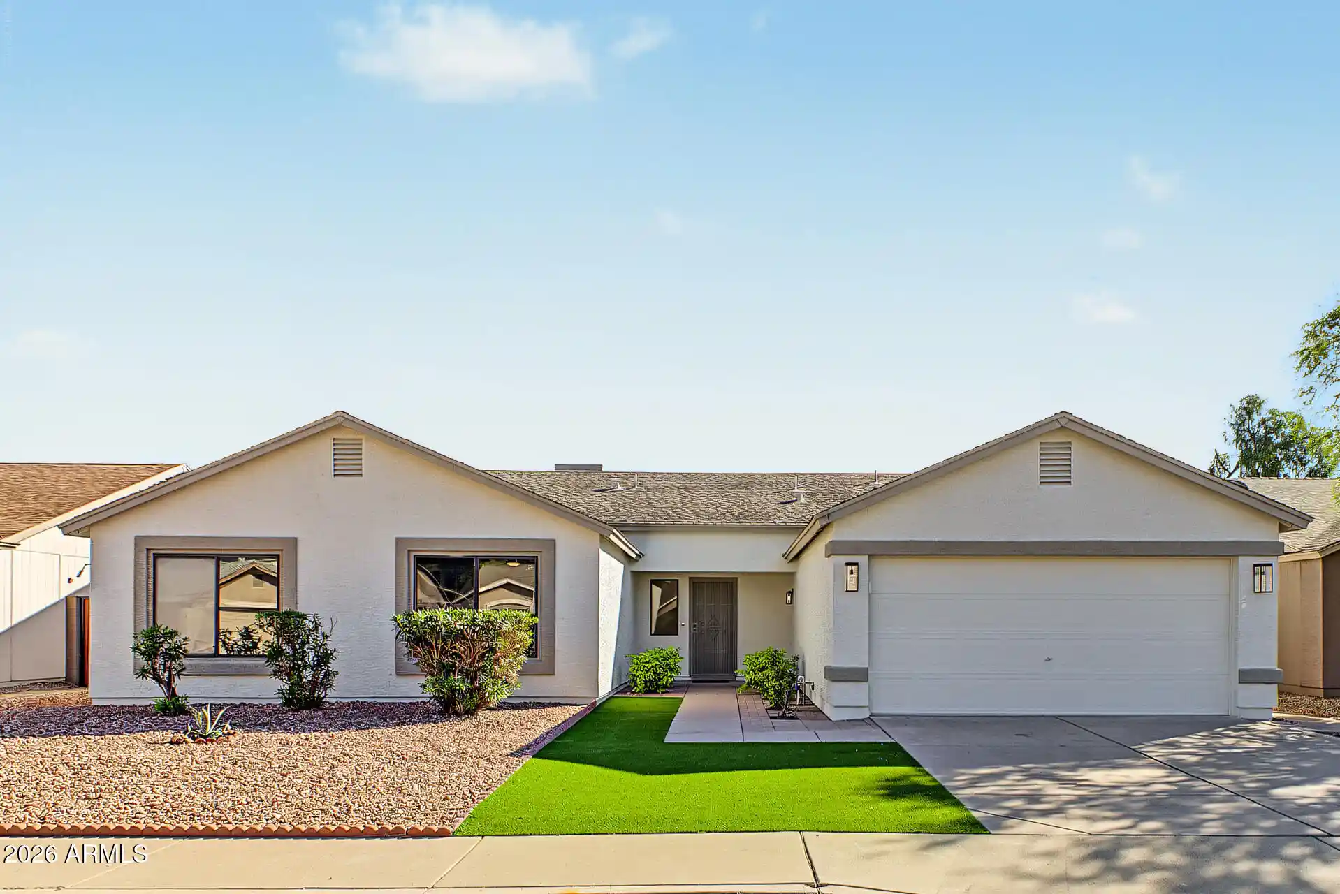 Photo 1 of Sale Pending at 3061 W Country Clb Ter, Phoenix, AZ 85027 | MLS# 7091607 | Listing updated on 2026-10-20