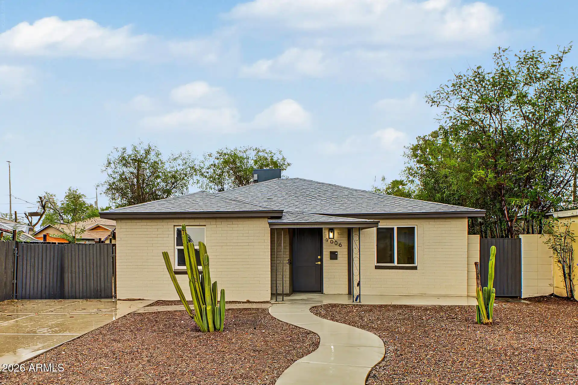 Photo 1 of Single family home for sale at 1006 E Weldon Ave, Phoenix, AZ 85014 | MLS# 7093339 | Listing updated on 2026-10-23