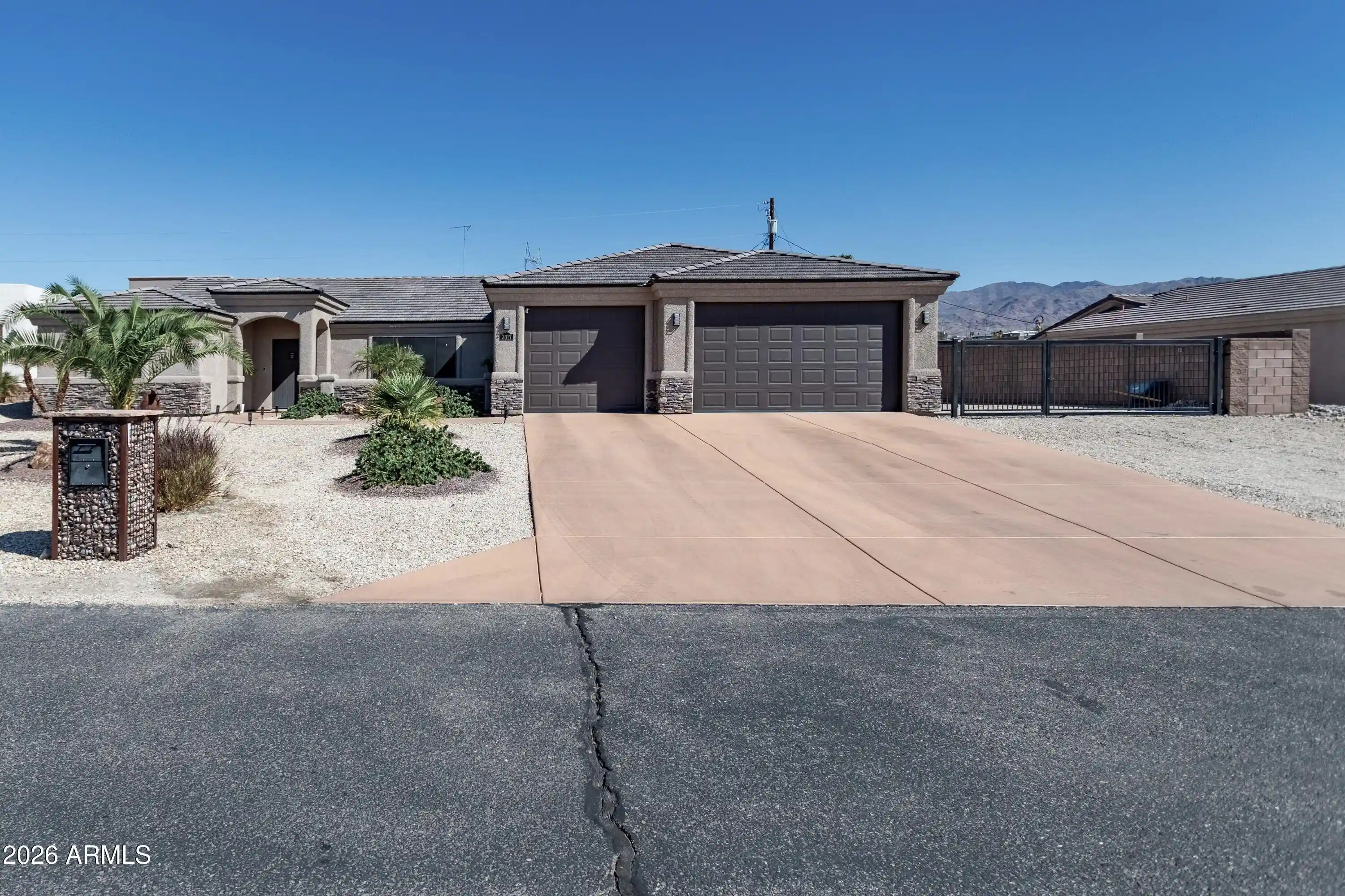 Photo 1 of Single family home for sale at 3317 Knight Ln, Lake Havasu City, AZ 86404 | MLS# 7092667 | Listing updated on 2026-10-19