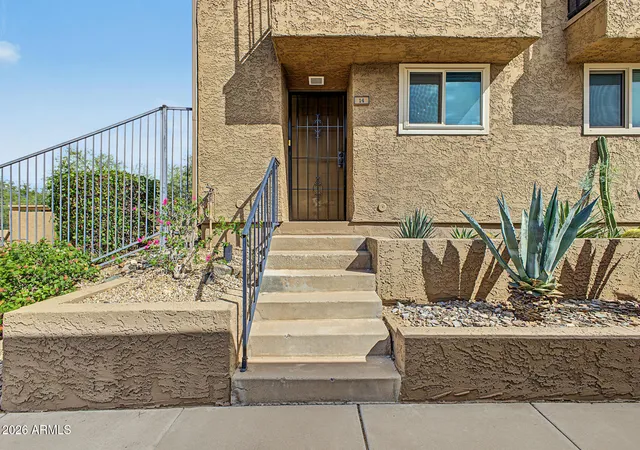 Condo for sale at 1545 E Sahuaro Dr #14, Phoenix, AZ 85020 | MLS# 7093424