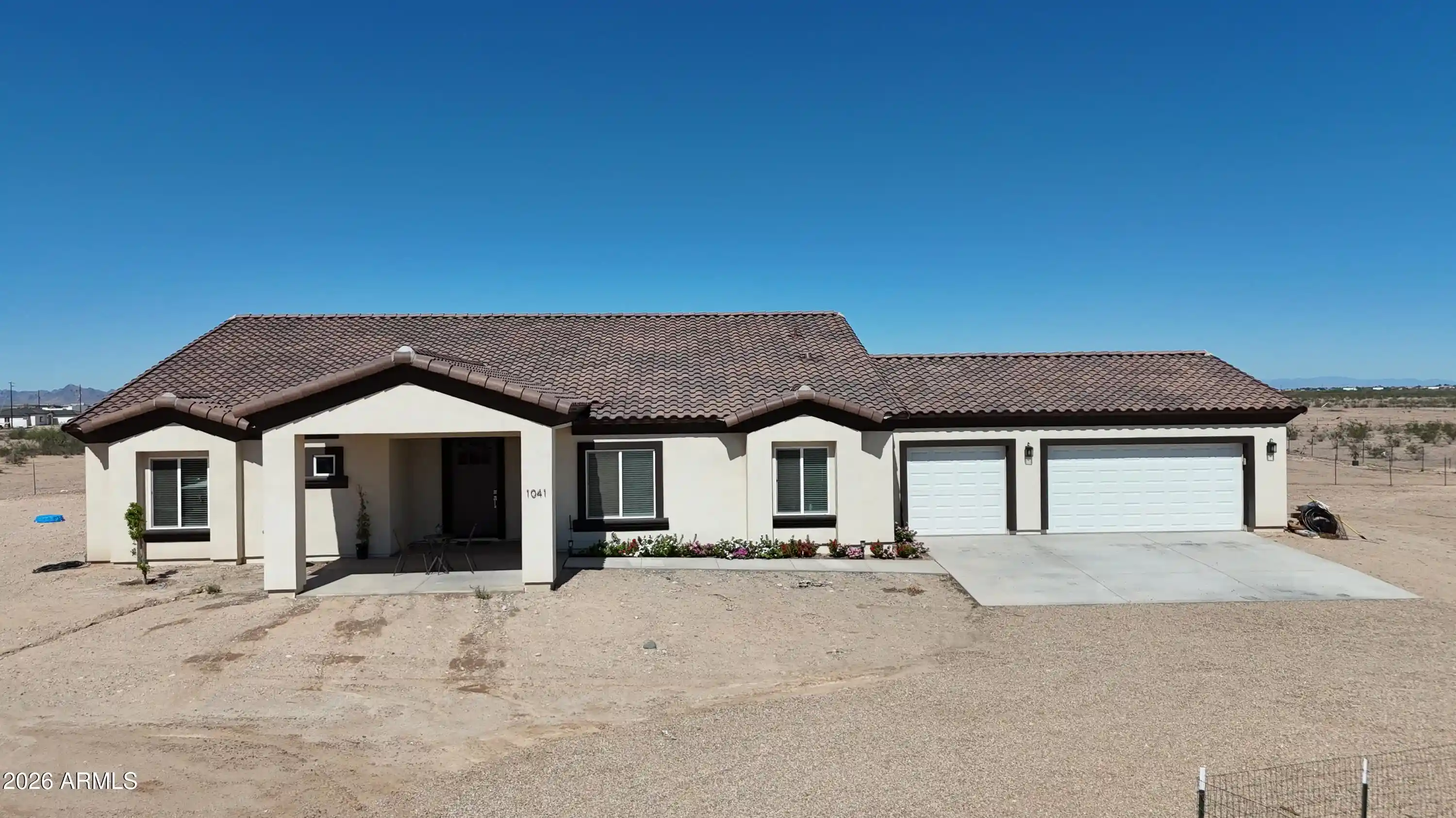 Photo 1 of Single family home for sale at 1041 N 371st Lane, Tonopah, AZ 85354 | MLS# 7093029 | Listing updated on 2026-10-13