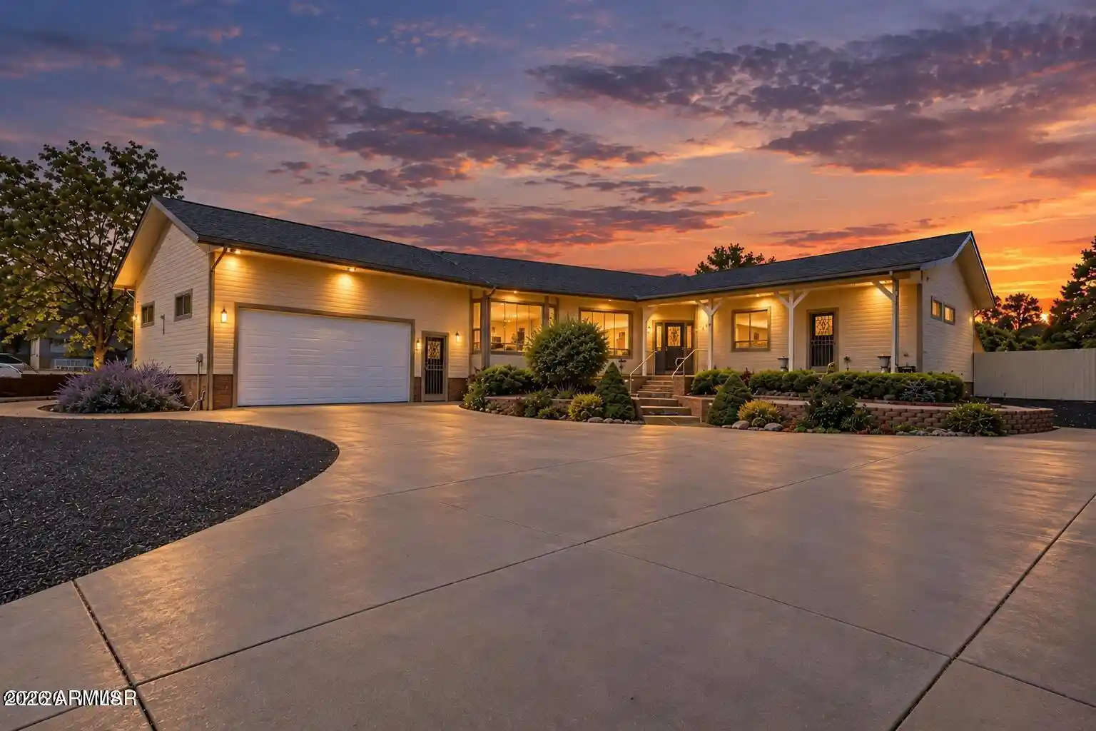 Photo 1 of Single family home for sale at 6834 Cir C Ln, Show Low, AZ 85901 | MLS# 7093450 | Listing updated on 2026-10-21