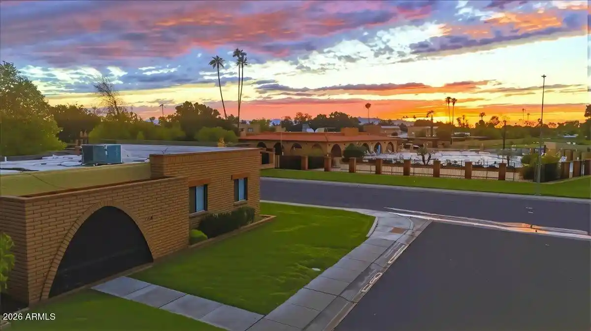 Photo 1 of Townhouse for sale at 2139 E Ellis Dr, Tempe, AZ 85282 | MLS# 7094447 | Listing updated on 2026-10-28