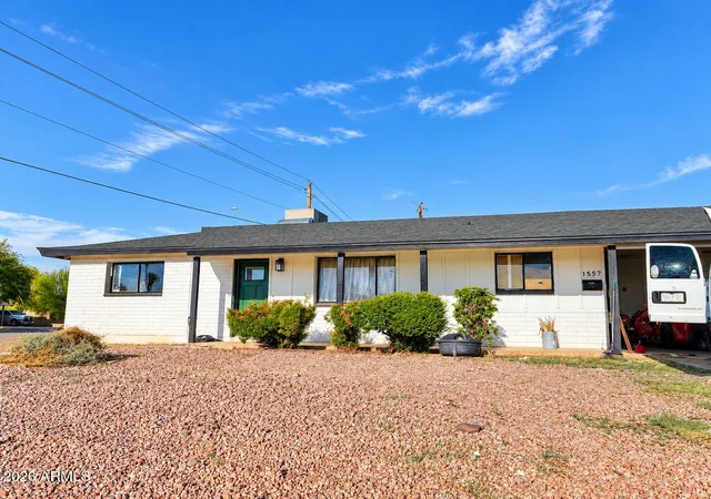 Photo 1 of Single family home for sale at 1557 N Fern Cir, Mesa, AZ 85201 | MLS# 7099188 | Listing updated on 2026-10-28